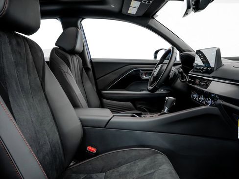 Certified 2025 Acura ADX A-Spec image 31