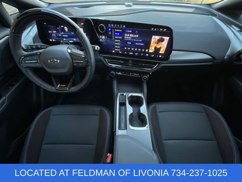 Used 2024 Chevrolet Equinox EV RS image 18