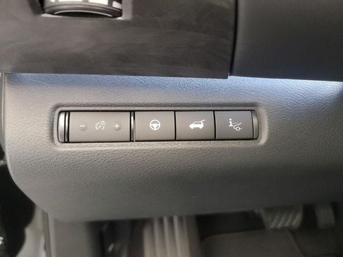 New 2026 Nissan Pathfinder Platinum AWD/4WD image 32
