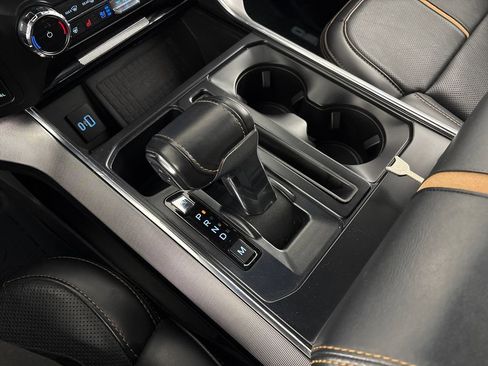 Certified 2022 Ford F150 Platinum w/ Equipment Group 701A High image 27