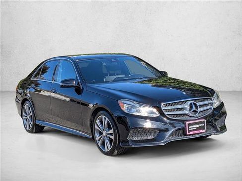 Used 2015 Mercedes-Benz E 350 Sedan image 3