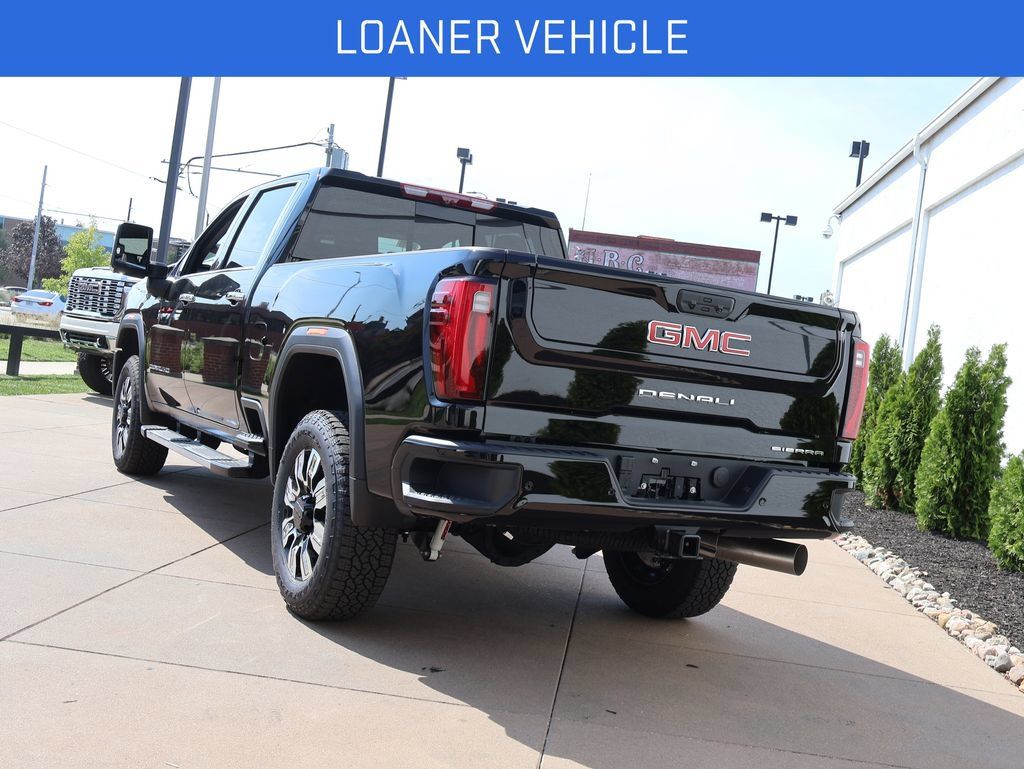 New 2026 GMC Sierra 2500 Denali w/ Denali Reserve Package AWD/4WD image 3