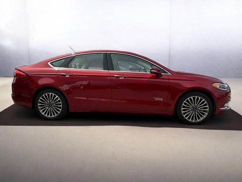 Used 2017 Ford Fusion Energi Platinum image 18