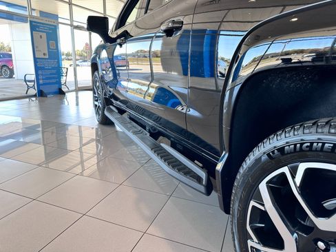 New 2024 Chevrolet Silverado EV RST image 6