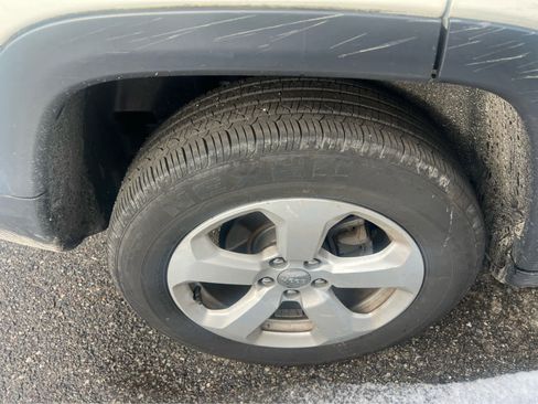 Used 2019 Jeep Compass Latitude w/ Cold Weather Group image 26