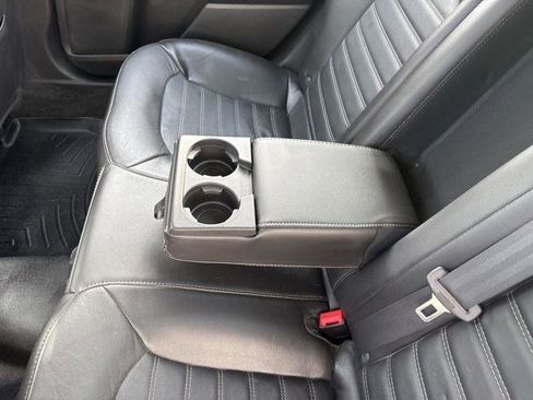 Used 2015 Ford Fusion SE w/ Equipment Group 202A image 35