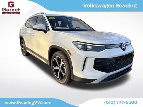 New 2026 Volkswagen Tiguan SE image 7