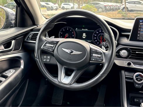 Used 2021 Genesis G70 2.0T image 16