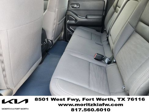 Used 2024 Nissan Frontier SV w/ SV Convenience Package RWD image 28