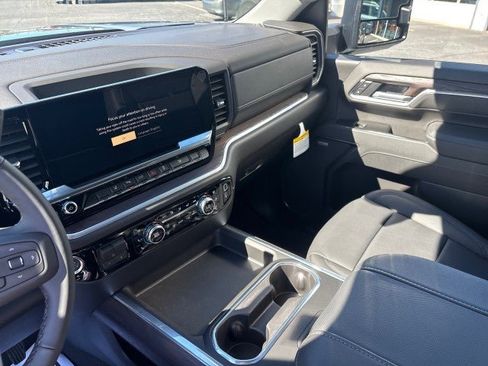 New 2026 GMC Sierra 2500 SLT w/ SLT Premium Package image 25