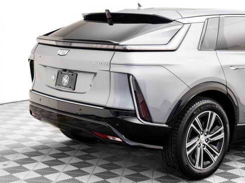 New 2026 Cadillac Lyriq Luxury image 38