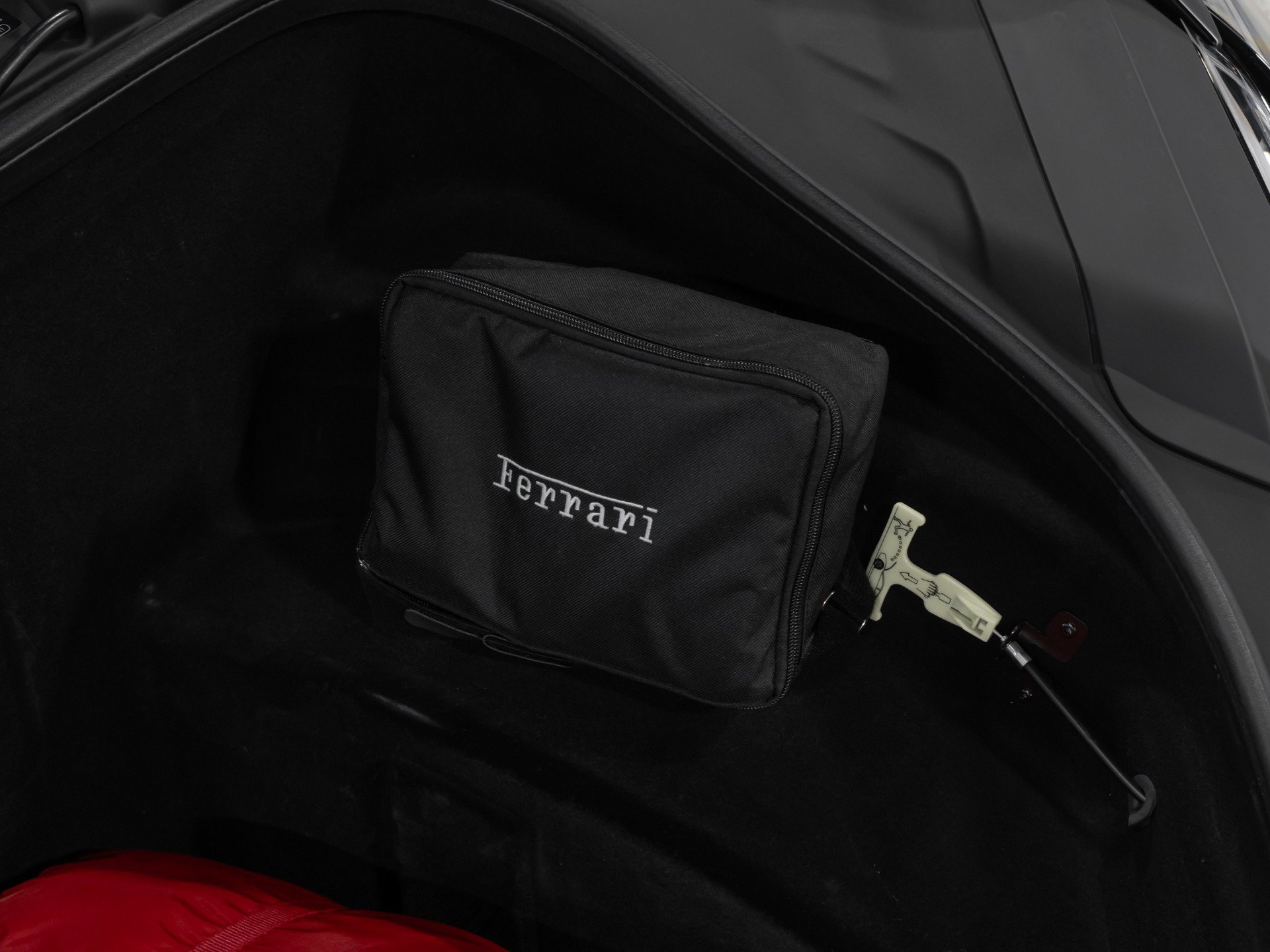 Used 2023 Ferrari 296 GTS RWD image 88