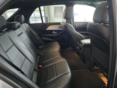 Used 2025 Mercedes-Benz GLE 350 4MATIC image 41