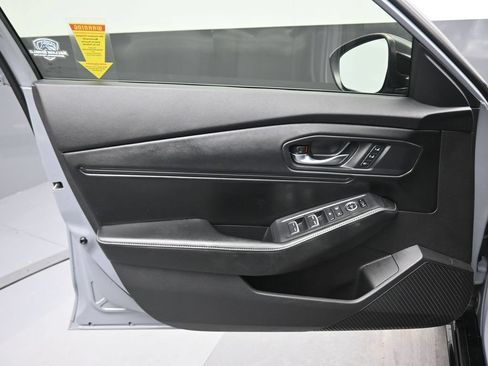 Used 2023 Honda Accord Sport image 9