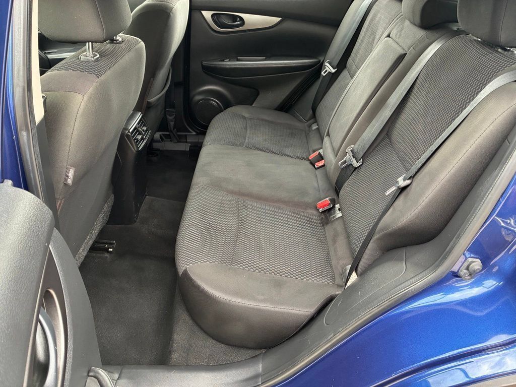 Used 2019 Nissan Rogue Sport S AWD/4WD image 26