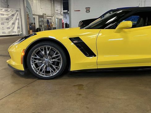 Used 2017 Chevrolet Corvette Z06 RWD image 8