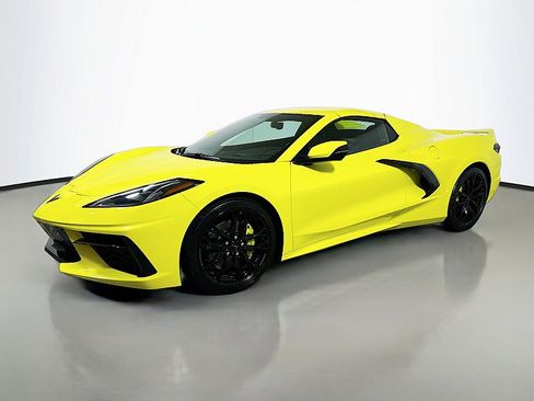 Used 2023 Chevrolet Corvette Stingray Preferred Conv w/ Battery Protection Package RWD image 5