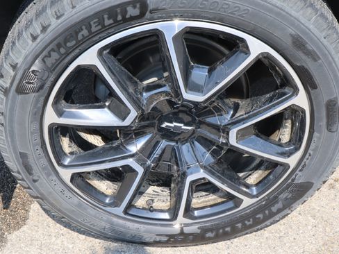 Used 2022 Chevrolet Tahoe RST w/ Max Trailering Package AWD/4WD image 9