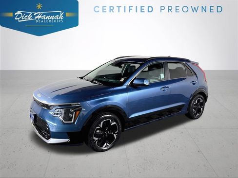 Certified 2023 Kia Niro Wave FWD image 1