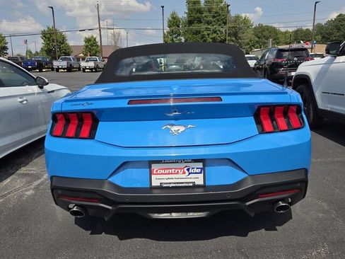 Used 2024 Ford Mustang Premium RWD image 6