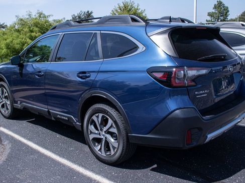 Used 2022 Subaru Outback Limited AWD/4WD image 4
