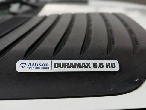 Used 2011 Chevrolet Silverado 3500 LTZ w/ LTZ Plus Package image 39