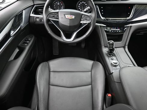 Used 2024 Cadillac XT6 Premium Luxury w/ Technology Package AWD/4WD image 14