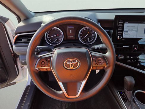 Used 2024 Toyota Camry LE image 21
