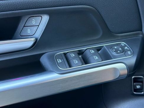Certified 2024 Mercedes-Benz EQB 300 4MATIC image 14
