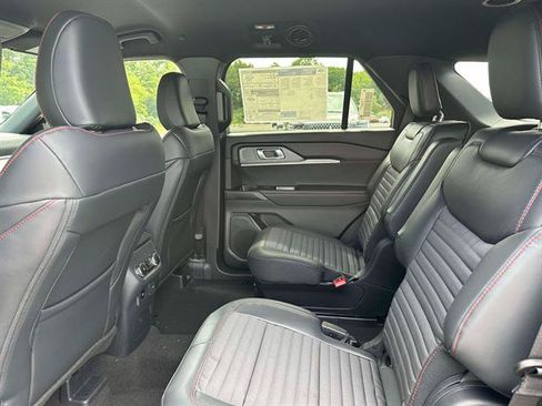 New 2026 Ford Explorer ST-Line AWD/4WD image 9