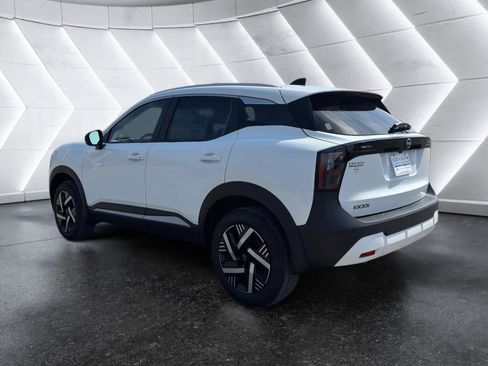 New 2026 Nissan Kicks SV w/ SV Premium Package image 6