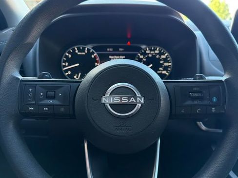 Used 2023 Nissan Rogue SV FWD image 26