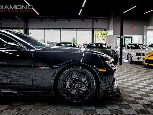 Used 2015 Chevrolet Camaro Z/28 RWD image 31