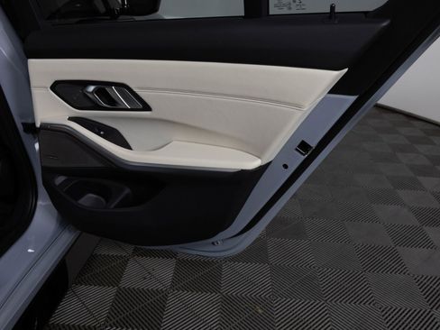 Used 2022 BMW M3 Competition w/ Executive Package image 40