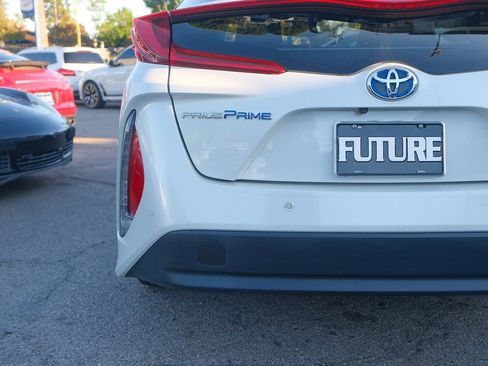 Used 2017 Toyota Prius Prime Advanced image 35