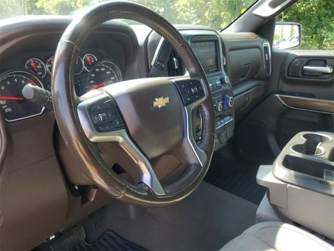 Used 2022 Chevrolet Silverado 1500 LT image 15