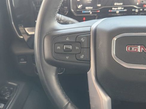Used 2025 GMC Sierra 1500 SLT AWD/4WD image 28