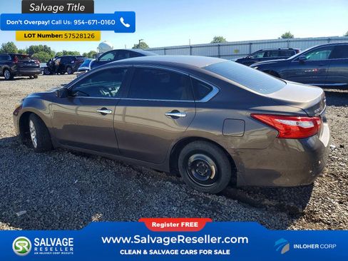Used 2016 Nissan Altima 2.5 S w/ Power Driver Seat Package FWD image 3