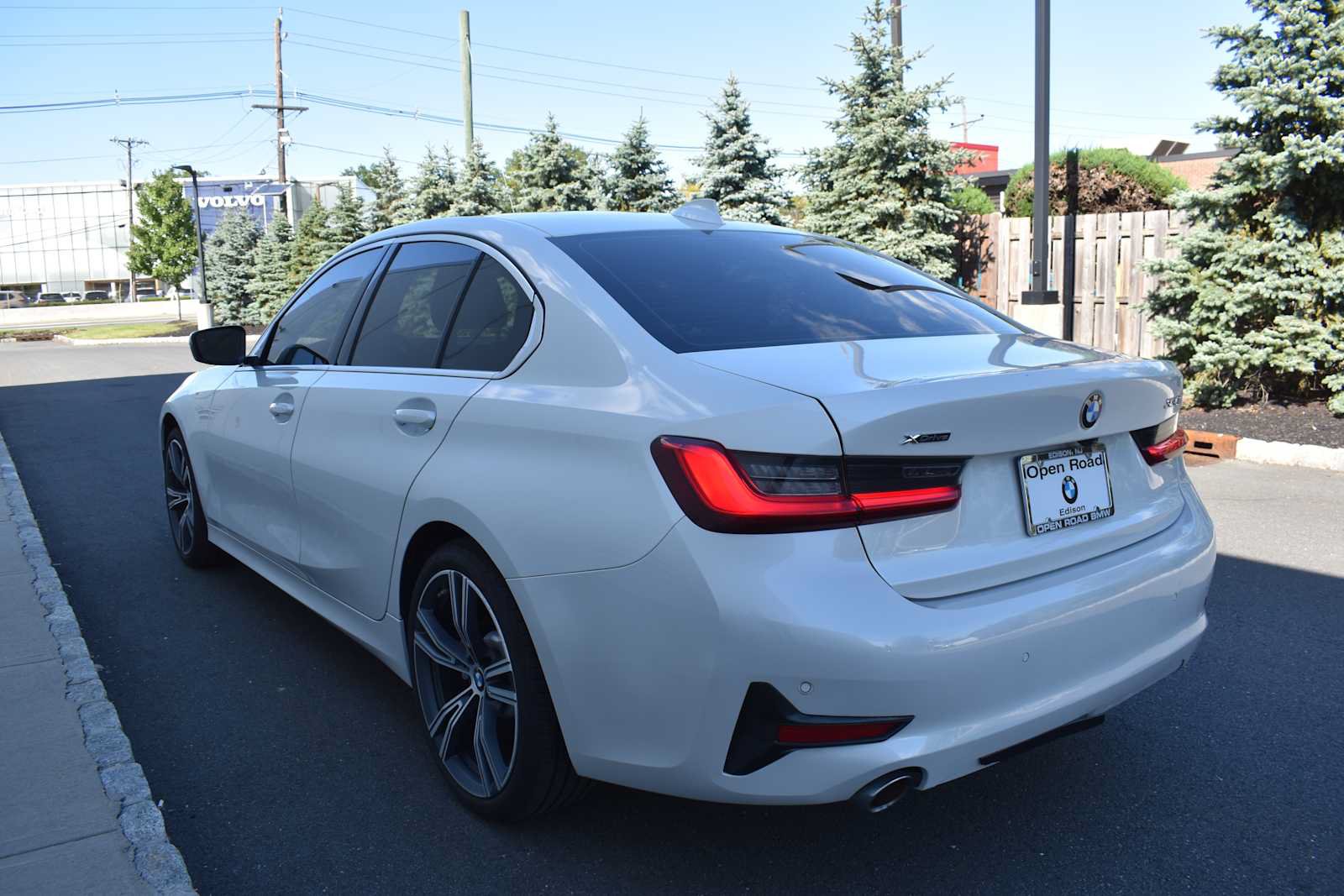 Used 2021 BMW 330i xDrive Sedan w/ Convenience Package AWD/4WD image 7