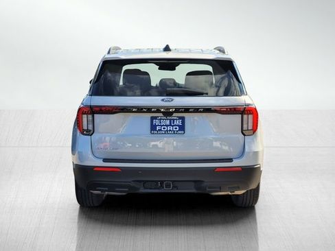 Certified 2025 Ford Explorer Active image 5