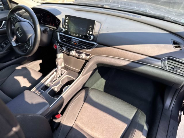 Used 2019 Honda Accord LX image 12