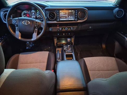 Used 2020 Toyota Tacoma TRD Sport RWD image 16