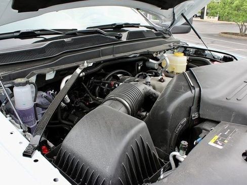 New 2024 RAM 3500 Tradesman w/ Chrome Appearance Group image 20