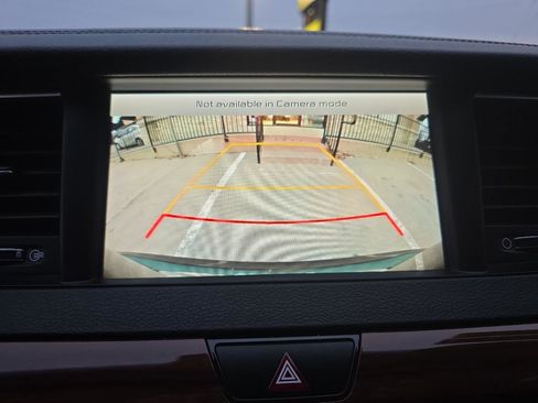 Used 2017 Kia Cadenza Premium w/ Luxury Package image 19