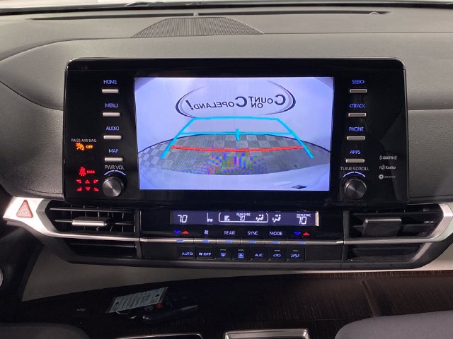 Used 2023 Toyota Sienna LE FWD image 18
