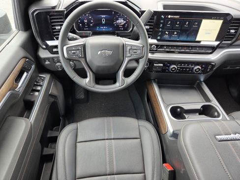 New 2026 Chevrolet Silverado 2500 High Country w/ Midnight Edition AWD/4WD image 9