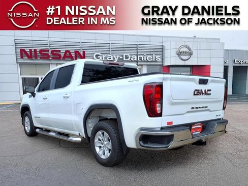 Used 2022 GMC Sierra 1500 SLE AWD/4WD image 5
