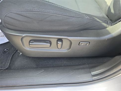 Used 2021 Toyota Tacoma TRD Sport image 12