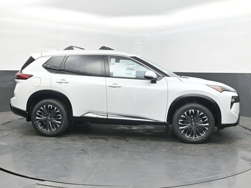 New 2026 Nissan Rogue Platinum AWD/4WD image 8