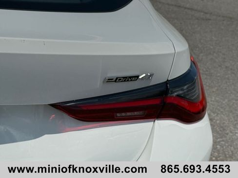 Used 2025 BMW i4 eDrive40 w/ Parking Assistance Package RWD image 30
